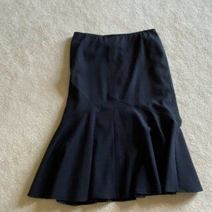 Black Tulip Fine wool skirt